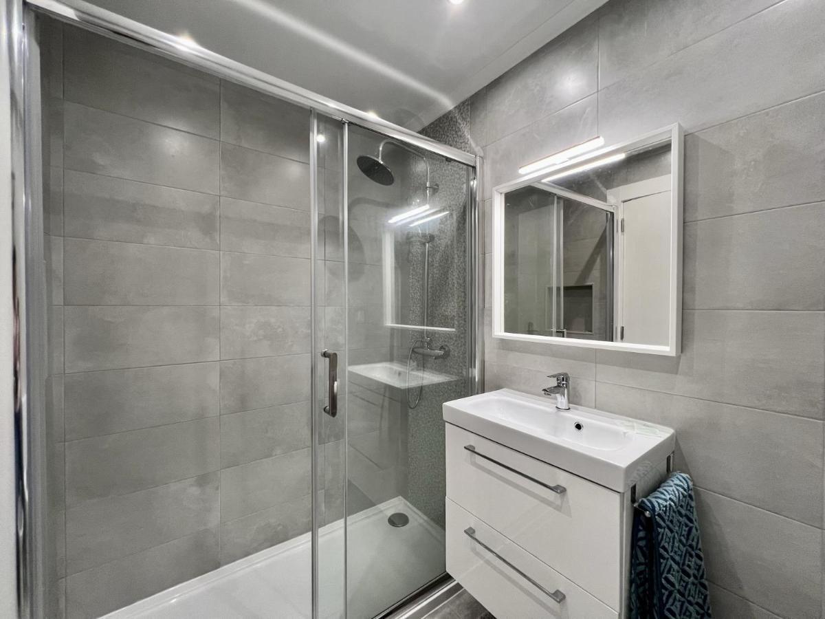 Armacao De Pera Brightness 2 With Pool By Homing Apartment Екстериор снимка